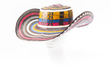 Cargar imagen en el visor de la galería, Sombrero Vueltiao Tricolor 17 Vueltas

